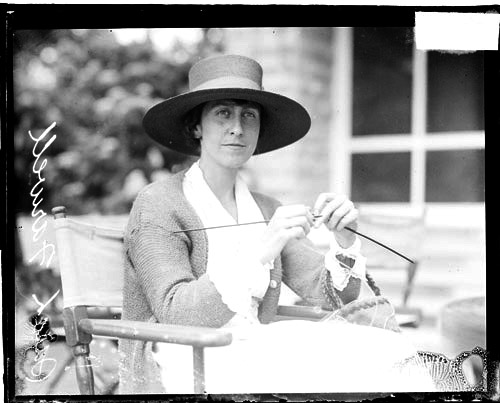 Americanmemory_n068362_sarahfarwell