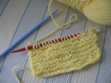 Yellow_knitting