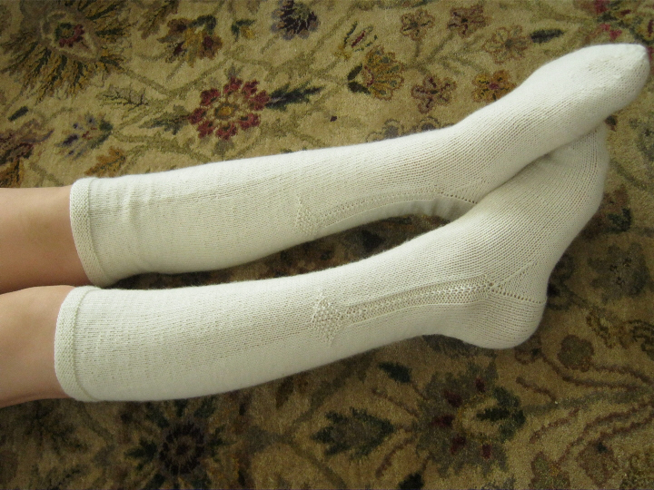 Elizabethan stockings 5