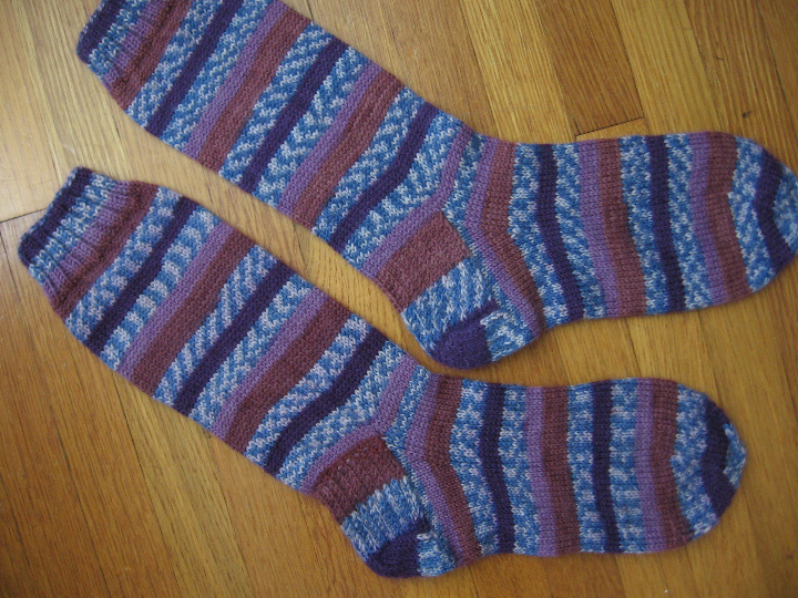 Loops and threads luxury sock crocuses 1